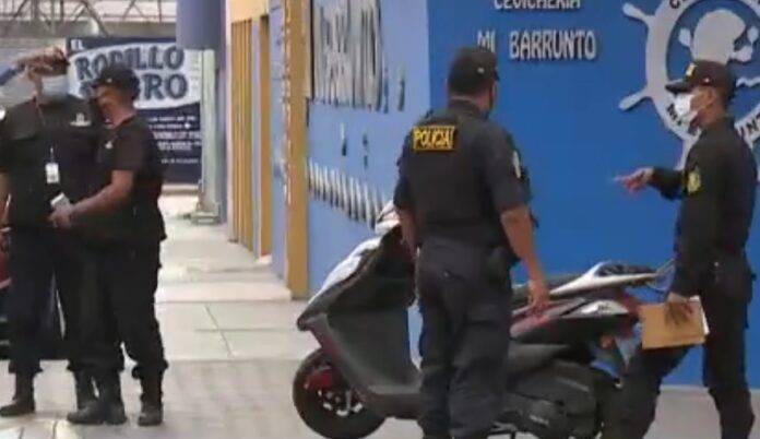 Pistoleros dispararon 6 veces contra exrecluso en puerta de cevichería
