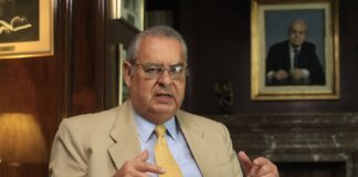 Cancillería colaborará con investigaciones de vacunas vip Allan Wagner