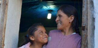 100 mil viviendas rurales serán electrificadas con paneles solares