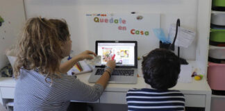 Colegios particulares se siguen digitalizando Clases virtuales