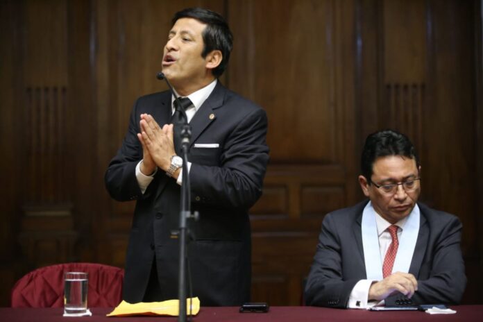 Guido César Aguila Grados