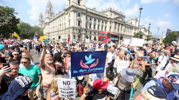 Reino Unido sigue disfrutando el “Día de la Libertad”