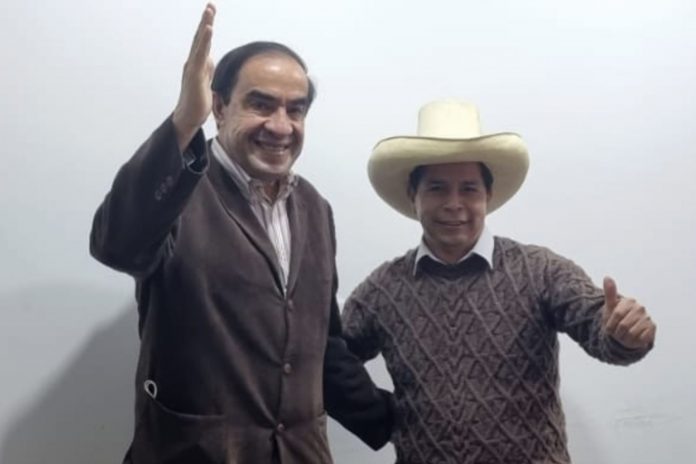 Yonhy Lescano y Pedro Castillo