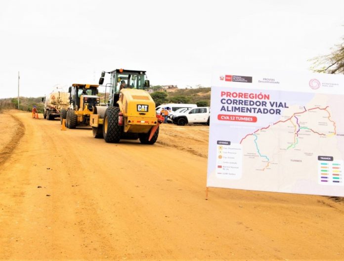 Desarrollo regional con mejoramiento de 15,000 km de caminos
