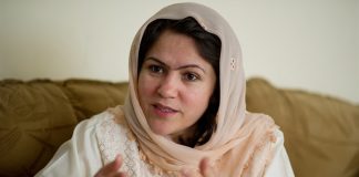 Política afgana logró escapar de una muerte segura a manos de los talibanes