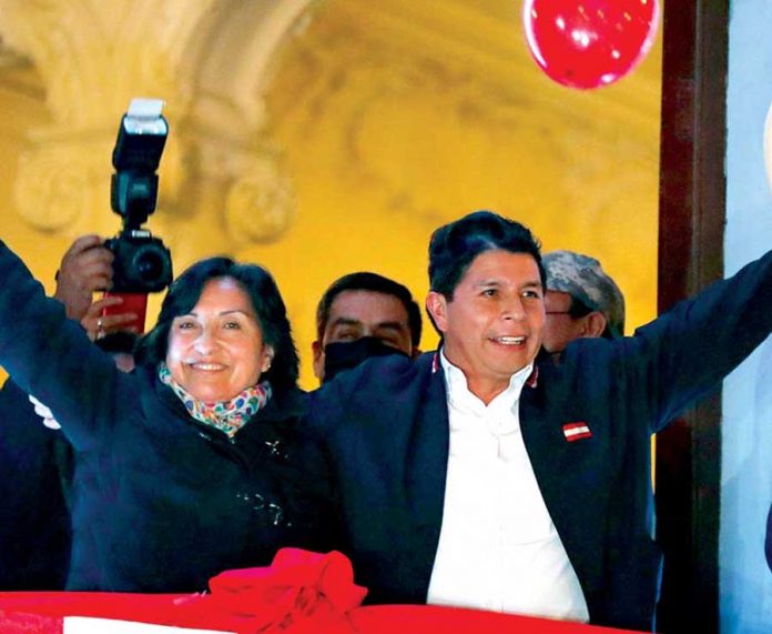 Dina Boluarte y Pedro Castillo