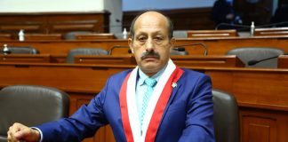 Héctor Valer