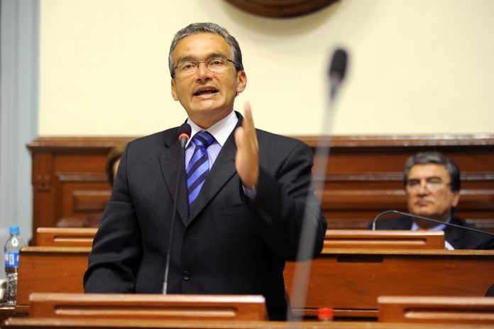 Alejandro Aguinaga