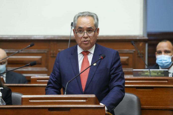 Piden cárcel para funcionarios corruptos