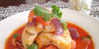 Pescado a la cebolla