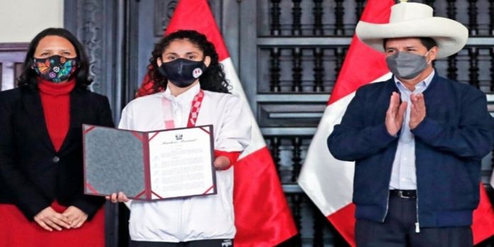 Angélica Espinoza, campeona paralímpica en Tokio. | Foto: Prensa Presidencia