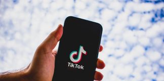 Usuarios pasan más tiempo en TikTok que en YouTube Usuarios pasan más tiempo en Tiktok que en Youtube