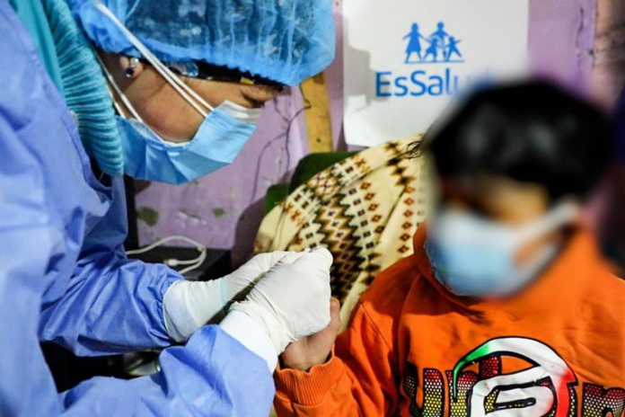 EsSalud brinda atención integral a niños con plomo en la sangre