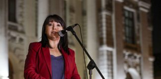 Ya no cerrarán las minas Mirtha Vásquez