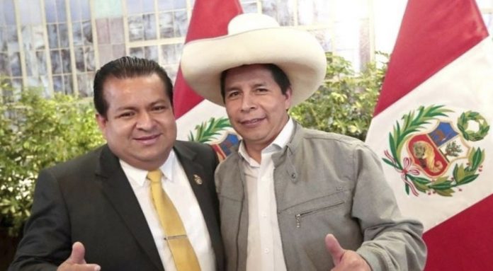 Bruno Pacheco y Pedro Castillo