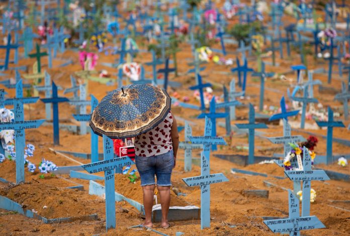 Pandemia de COVID-19 supera los cinco millones de muertes en el mundo