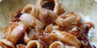 Calamares encebollados