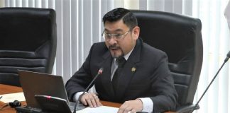 Comisión de Ética evaluará denuncia contra Jon Tay Jon Tay