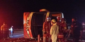 Despiste de bus interprovincial deja un muerto y 40 heridos
