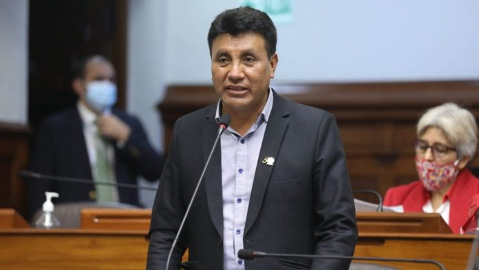Óscar Zea