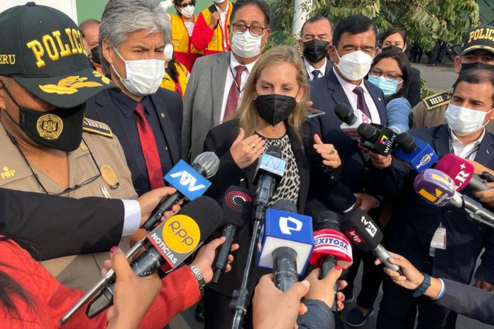 María del Carmen Alva