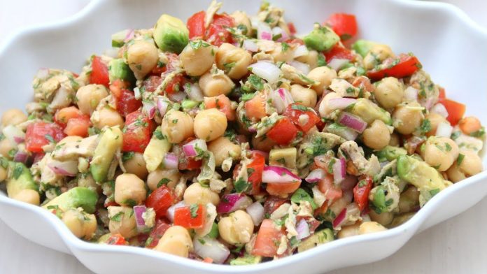 Ensalada de garbanzos y atún