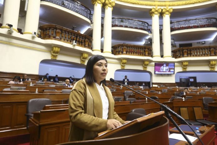 Betssy Chávez