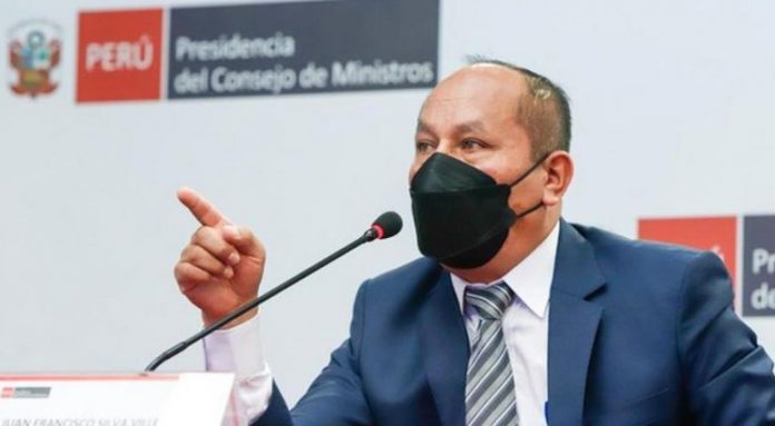 Juan Silva solicita al MTC hacerse cargo de su defensa legal