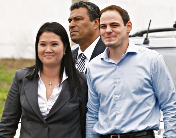 Keiko Fujimori y Mark Vito Villanella