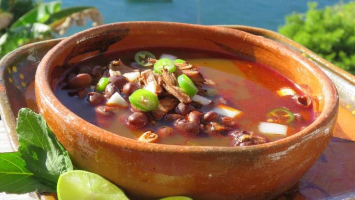 Sopa de frijoles