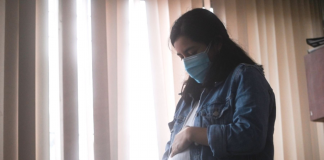 Embarazadas podrán excusarse a ser miembro de mesa Embarazada