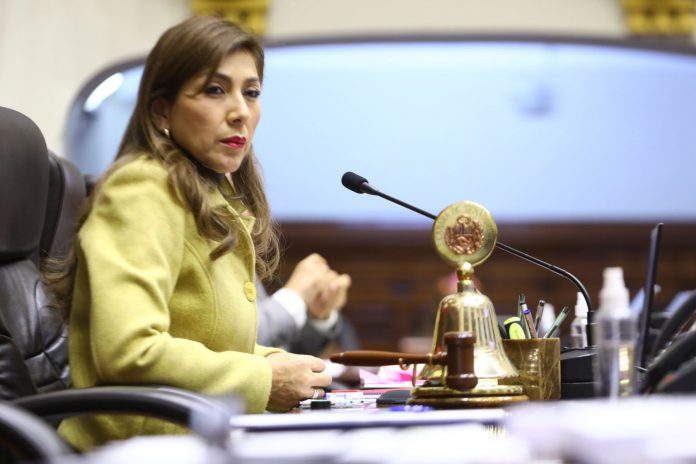 Lady Camones
