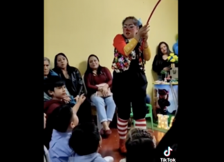 Niño expone infidelidad de su papá durante show de fiesta infantil