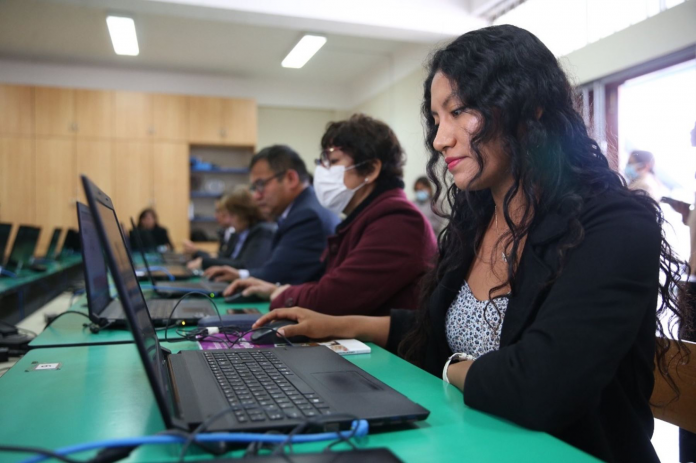 Ofrecen más de 40,000 plazas para proceso de reasignación docente