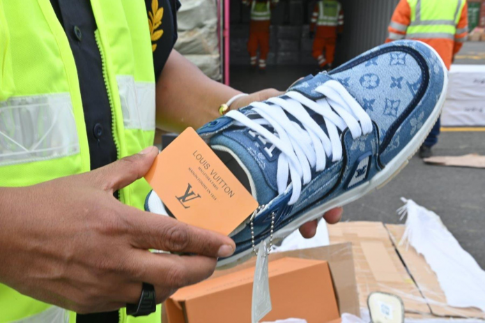 Sunat incautó 26,000 pares de zapatillas valorizadas en más de S 2 millones
