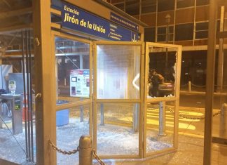 JIRÓN DE LA UNIÓN: VÁNDALOS DESTROZAN INFRESTRUCTURA DE LA ESTACIÓN DEL METROPOLITANO