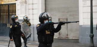 La Libertad al menos 17 policías heridos tras ataque de vándalos