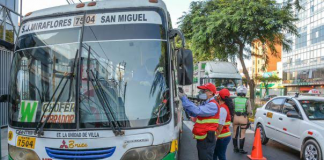 ATU plantea que combis y buses tengan GPS y cobro electrónico ATU plantea que combis y buses tengan GPS y cobro electrónico
