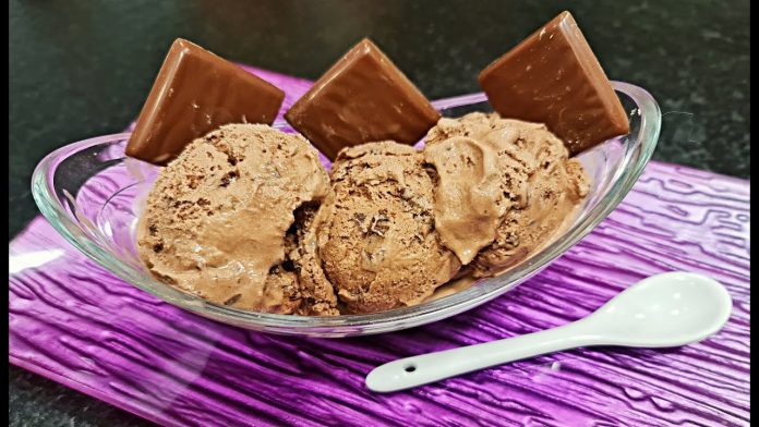 Helado de algarrobina