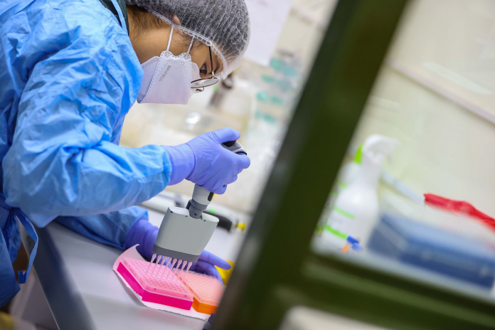 INS detecta presencia de linaje XBB.1.5 de la variante ómicron en el Perú