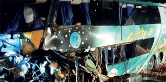 Seis fallecidos tras triple choque entre bus, camión y tráiler en Arequipa