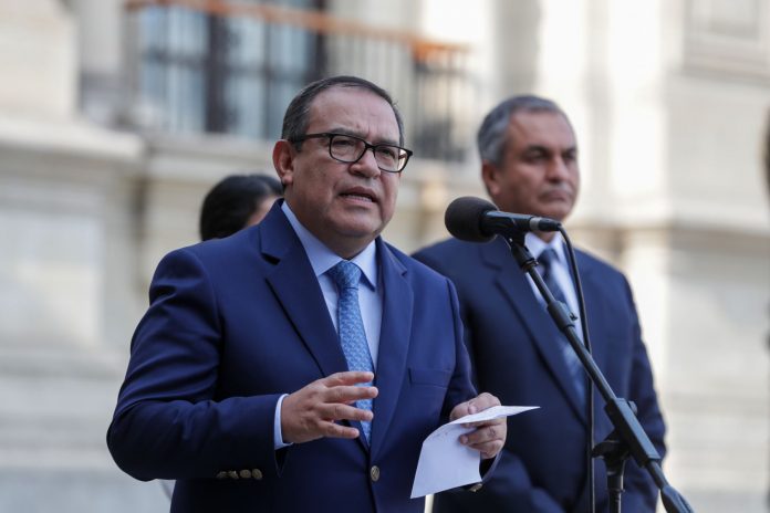 Alberto Otárola
