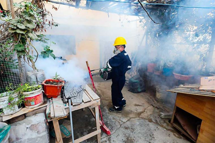 Minsa fumiga más de 700 viviendas de Lurigancho-Chosica para prevenir dengue