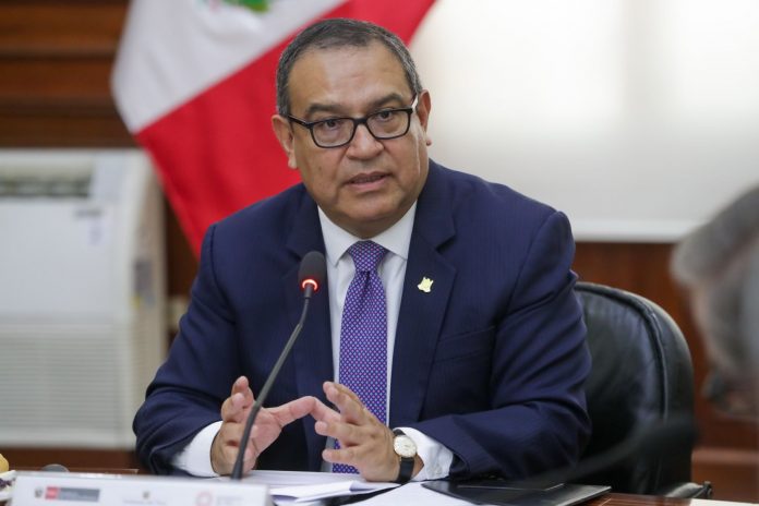 Alberto Otárola
