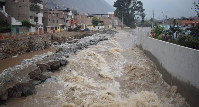 Alcalde de Chosica dice que infraestructuras no están preparadas para 'El Niño Global'