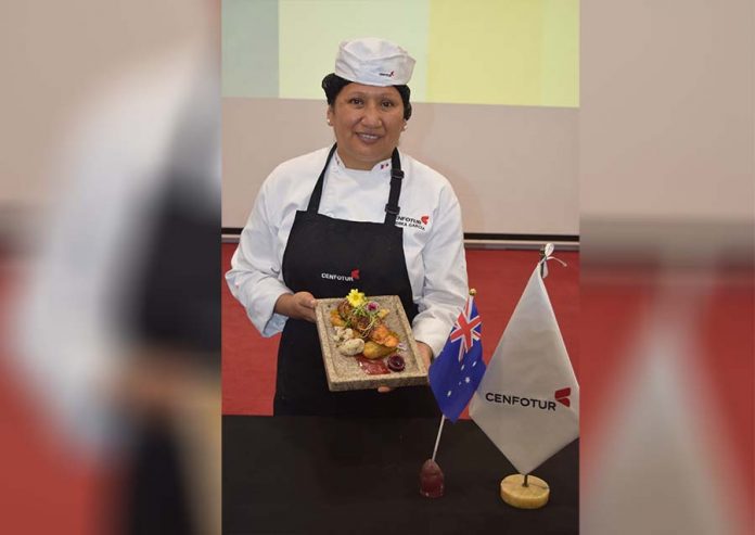 Estudiante de Cenfotur gana competencia culinaria de la Embajada de Australia