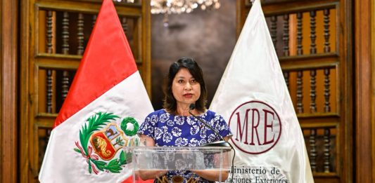 Cancillería peruana no admite a cónsul boliviana