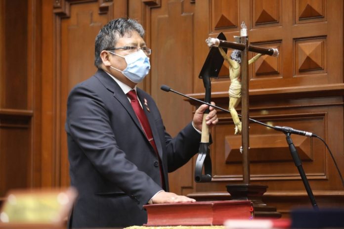 Jorge Luis Flores Ancachi