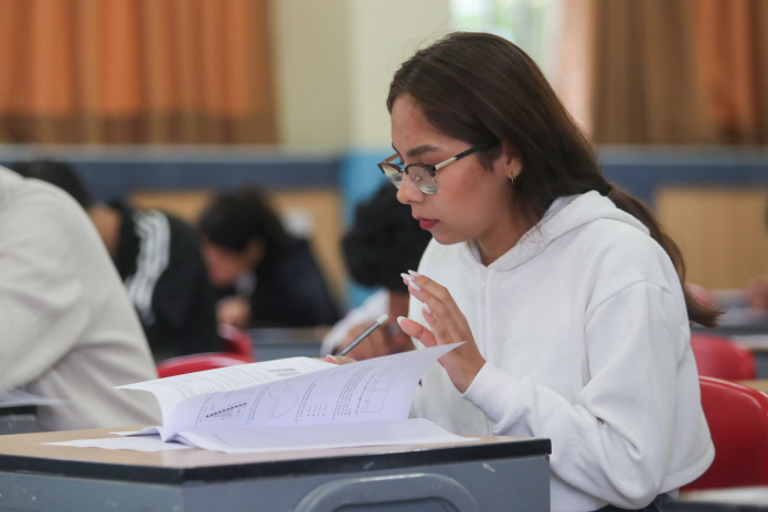 Más de 5,000 postulantes a Beca Hijos de Docentes rindieron examen de preselección