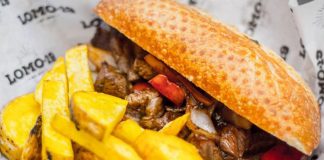 Pan con lomo saltado